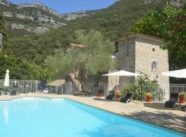 Domaine de la Carri&egrave;re, hotel rom&aacute;ntico en Sum&egrave;ne