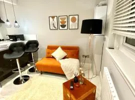 The Fratton Apartment with parking