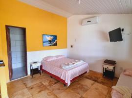 Suites em Canoa Quebrada, hotel in Aracati