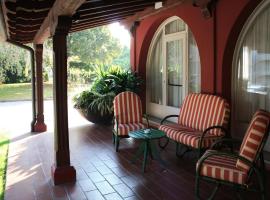 Hotel La Primula, hotel v destinaci San Quirino