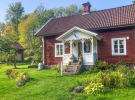 Stunning Home In Rimforsa With Wifi, villa sihtkohas Rimforsa