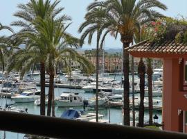 Apartamento Puerto Sotogrande Marina, hotel a Sotogrande