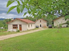 Au bon accueil, икономичен хотел в Peyrat-le-Château