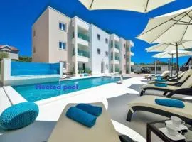 Luxury Apartment Arta-2 with heated pool and jacuzzi