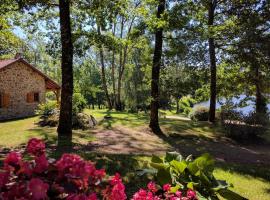 Les frenes, Hotel in Cussac
