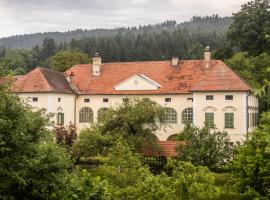 Schlossgut Gundersdorf, hotelli kohteessa Klagenfurt