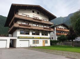 Haus Monika und Haus Claudia, hotel en Mayrhofen