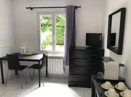 Maison de Longde-Appartement avec 2 chambres