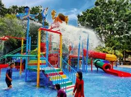 Melaka Top Largest Waterpark Resort - By YouBNB Homestay Melaka