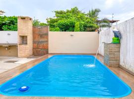 Casa c piscina em frente ao mar-Barra de Sao Joao, hotel in Casimiro de Abreu