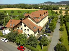 HOTEL PARQÉO im A66, hotel v destinaci Gelnhausen