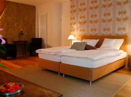 Haus Keppelborg: ZI Rosina mit Burggartenblick, cheap hotel in Heek