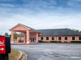 MY HOME & SUITES MADISON GA, hótel í Madison