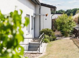 Ferienhaus Hunsrückliebe, hotel with parking in Liederbach