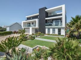 Orca House, hotel in Yzerfontein