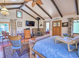 Cozy Story Book Barn Cottage with Scenic View, hotel in Julian