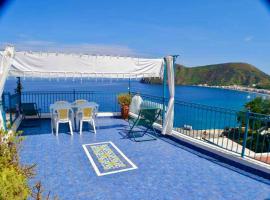 Holiday Home Case Blu, romantični hotel u gradu 'Lipari'