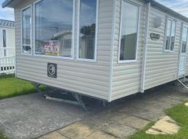 Marine Holiday Park, hotel i Rhyl