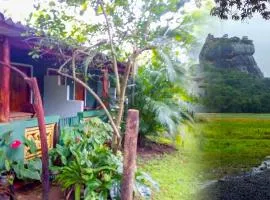 Bandula Home Stay