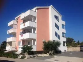 Apartment Ena - Zrce Gajac