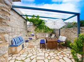 Mala House - &Scaron;olta Island, feriehus i Grohote