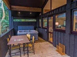 Brockwood Hall Lodges