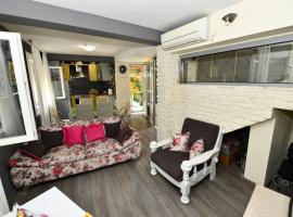 Vila NANA, hotel a Sinj