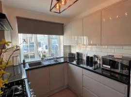 Stylish 3 Bed Semi in Windsor