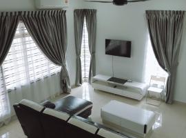 HK68 Desaru homestay, ξενοδοχείο σε Kangkar Chemaran