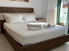 Viesnīca Angelos House Deluxe Apartments pilsētā Skiatosa