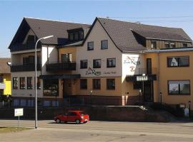 Gasthof Hotel Zum Ross, hotel en Wertheim