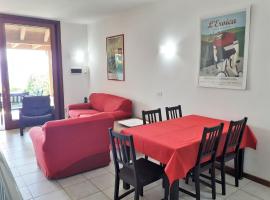 Beautiful holiday home in Campagnano with private terrace, hotel u gradu 'Musignano'