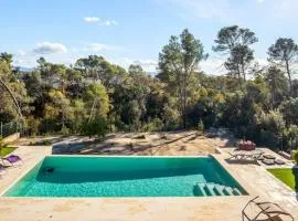 Villa in Castellar del Riu with Pool & Pyrenees