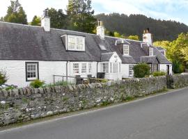 Raglan Cottage, casa o chalet en Ardentinny