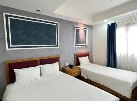 Holiday Suites Hotel & Spa
