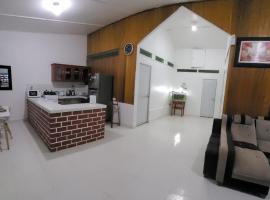 Pucallpa House3, hotel in Pucallpa