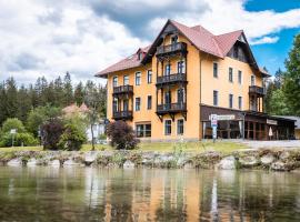 Herrenhaus am Erlaufsee - DorfResort Mitterbach, nastanitev ob plaži v mestu Mariazell