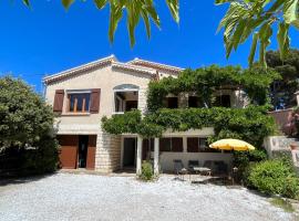 Villa Lilause, holiday home in Hyères
