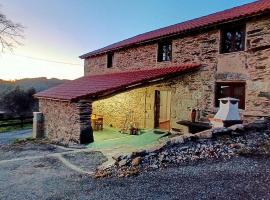 Casa brañas, hotel con estacionamiento en Aranga