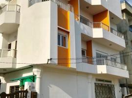 Dodoo Lodge, hotel i Cotonou