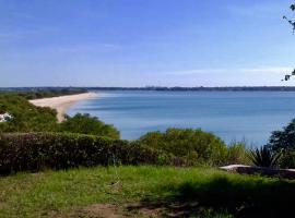 Villa Moringa Lodge, chata v destinaci Lumbo