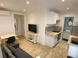 Le Coeur du Port de Golfe Juan - Parking - Clim - Wifi