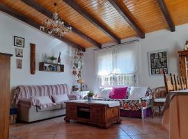VIVENCIAS casa rural para 10 personas, villa in Camuñas