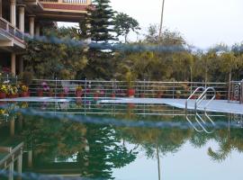 Hotel Royal Safari, hotel in Sauraha