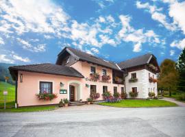 Landhotel Lacknerhof, hotel a Mariapfarr