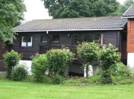 La Boverie, Chalet 104, hôtel à Rendeux