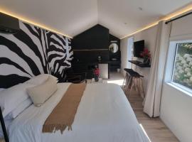 Unique Pod Stay, B&B i Durban