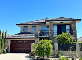 Comfortable Luxury Home, homestay in Perth