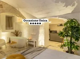 Bright Stone con Vasca Jacuzzi