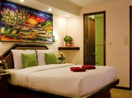 Paradise Inn, hotel in Karon Beach